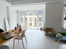 四层上叠 带装修 领包入住 采光好 视野好 保利和唐悦色叠拼