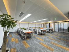 朝阳门商圈 侨福芳草地 高区出租 拎包入住 随时可看