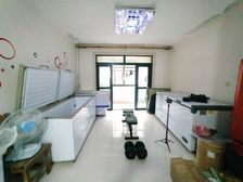 宝龙边 位置好 楼层也好