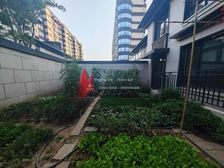 济南龙湖景粼原著 5室3厅3卫 毛坯 1230万元