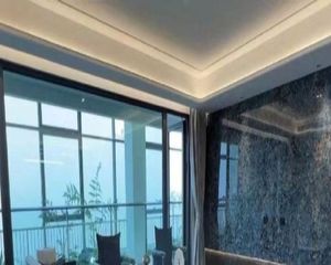 直降100万,中间层西边户四居,全明格局南北通透无遮挡