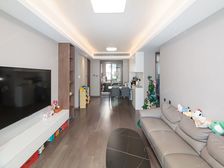 前山澜庭 · 装修自住3房2卫 花园电梯洋房,品质小区