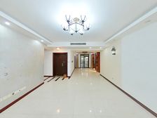 钥匙看房 2009年带产权车位 中心位置 全明大平层 川沙2