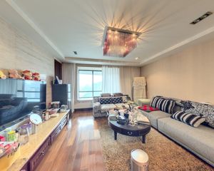 凯丽滨江花园 3室2厅 南