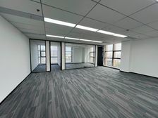 房东直租恒凯大厦南188平精装