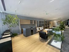 拱宸桥旺铺出租!交通方便!性价比高!适合咖啡吧!无中介费!!