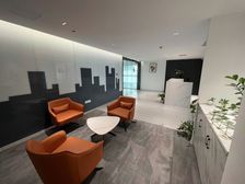 鄞州商会40 50 75 100平 多套 带家具 公共会议室