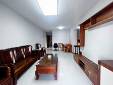 时代城(五期) 交通便利 电梯房 房龄新 商品房 产权清晰