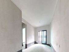 真价格不虚假 中间楼层 下楼就是 钥匙在手随时看房