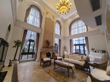 (业主移民急卖)(价格可谈空间大)(南花园,占地1350平)