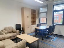 苏州上海大学创新中心办公室