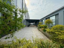 高新区通途路,恒创写字楼整层800平精装修,带送阳台400平