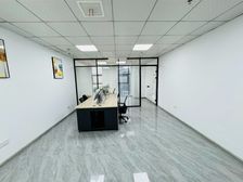 (小面积朝南 带全套家具)超温馨 楼下银行各种美食