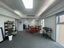 开发商直租160平东南朝向,租一层用两层 下载app