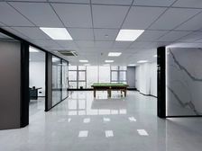 西南双面采光175平精装 带家具 高楼层 视野开阔