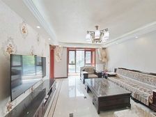 房东急售!大四房精装修,拎包入住价格可以大谈,带地下车库