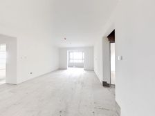 并州南路 新小区 新房 户型好 中间楼层