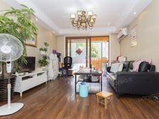 飞机户型,中间好楼层,户型通透,采光通风好,精装修拎包入住。