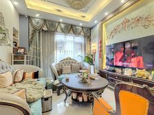 黄浦江边 叠加小别墅 豪装200万 现在房东急卖 急于变现