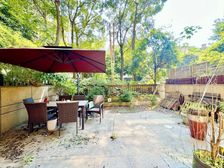 新上下叠别墅!前后带花园!有车位!看房方便!南北通透!