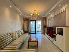 花卉园旁保利小区 精装修住家3房 出行方便 配套齐全