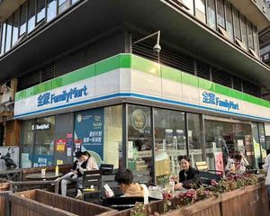 年租22万!成熟临街转角超市,双面开间,6米高,过户快双证齐