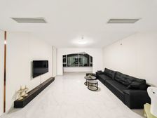 开元府 燕子山下大平层 有地下室 南北通透