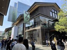 包税!年租32万(星巴克)成熟临街,旅游人群多,当天可办证!