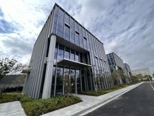 亦庄企业独栋1000平,门前有车位,有厨房可做饭,价格好聊。