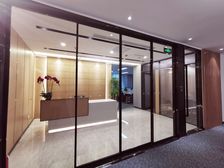 电梯口(证券大厦)558平豪装全配 可分258平方米