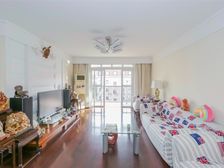 交通便捷 南北通透 精装可拎包入品住宅 满五