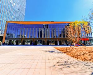 城市副中心独栋出售丶年100万丶门前可停车丶个人能买急售