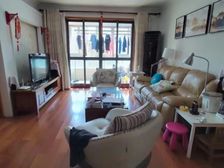 05年电梯小高层,两梯三户南北通,3.3米层高,随时看房