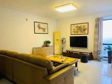 万科蓝山 送车位 南向 急售 包税费 中层 价格可谈