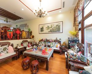 诸子阶!联排别墅 新装修 六居室 停3辆车 100平