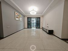 亏本急售,全屋品牌定制,花园中心南北通透。