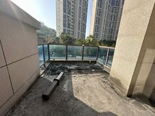 中南商圈4层大别墅(必看)享300平院子可扩展