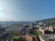 中介费3666 李家沱 日月山庄 92平急售49万 门口轻轨