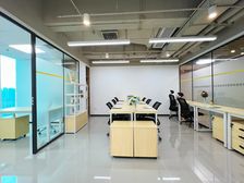 海珠广场80平大面积,精装修办公室招租,免中介费送免租期