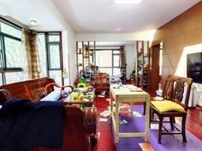 南北通透,復(fù)式房,帶車位 小區(qū)中心位置,業(yè)主急售,交通便利