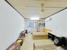 老业主,急售有钥匙,1梯3户,朝南1房1厅厨卫全明+露台花园