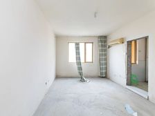 新上必看好房,南北通透大四房,业主急卖!随时看房!紧邻小外滩