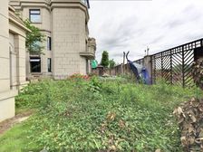 保利联排别墅【端户花园260平米】正看湖景,视野开阔