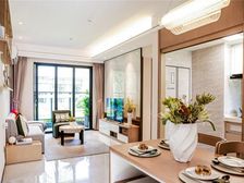 品实云湖花城 送车位 南向 包税费 急售 中层 价格可谈