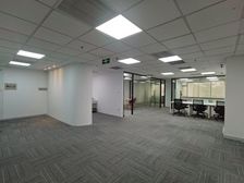 徐家汇1.9.11号线 飞雕国际 76平96平164平降价租