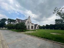 中星红庐 密度低 毛坯可拎包入住 楼龄新 南北通透 停车方便