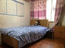 星都花园 人和GAI纸彪 未占用 离校200米 不过马路