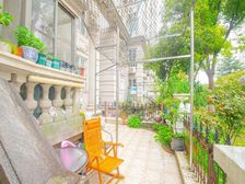 价格可谈!一楼带大院子,南北通透两房两厅,看房随时可以。