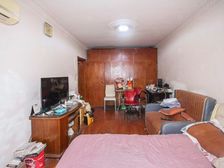 控江二村107弄小区 临地铁 出行方便 商圈成熟 中间好楼层