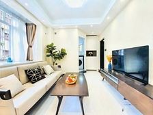 满五 板楼 临地铁 交通便利 购物方便 精装可拎包入住